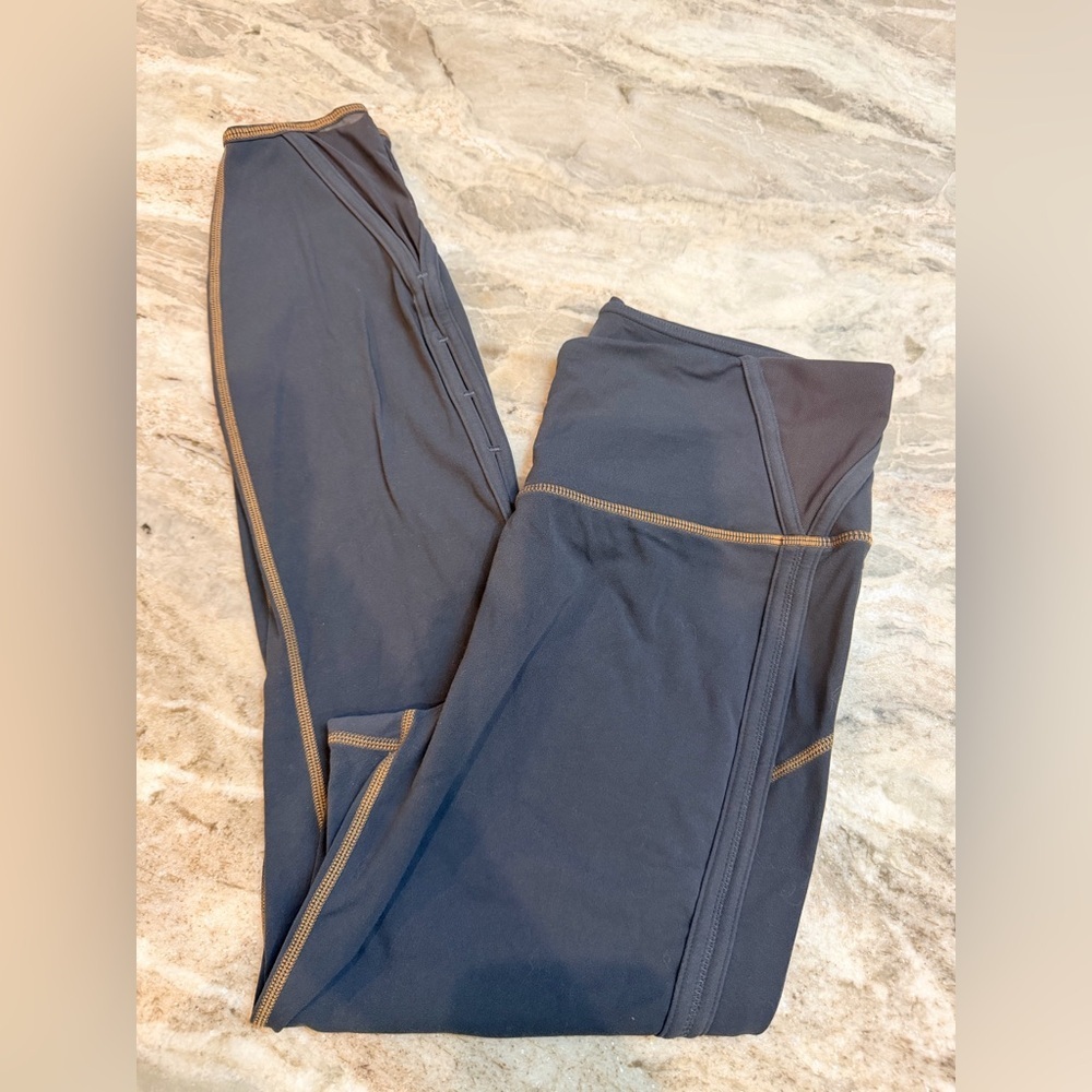 Athleta Cropped Leggings M Grey Blue Mesh Panel Athletic Yoga Capri Medium